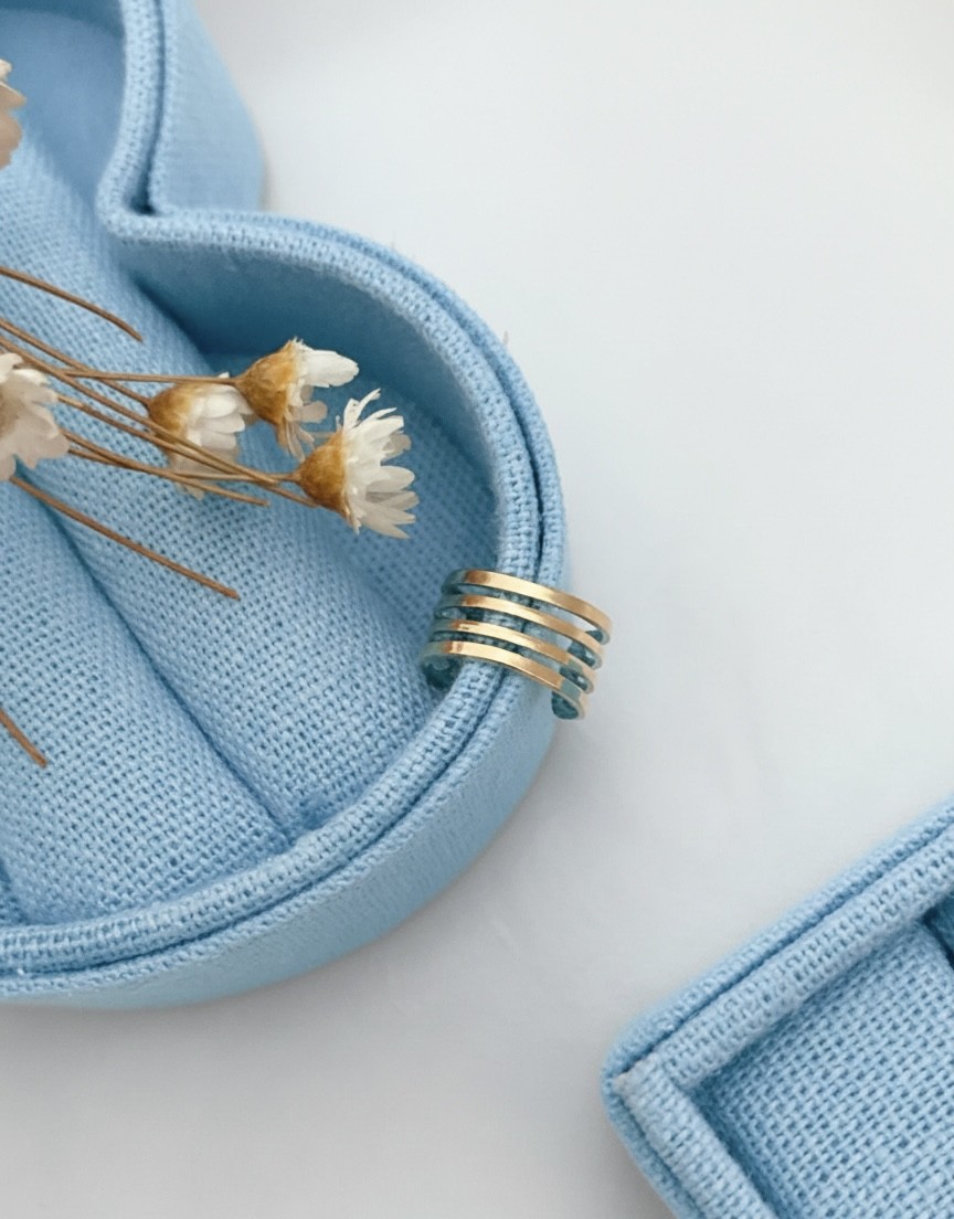 443c2e23-6a5f-4983-8272-07646650eea2 Piercing fake 4 fileiras banhado a ouro - Imagem 1